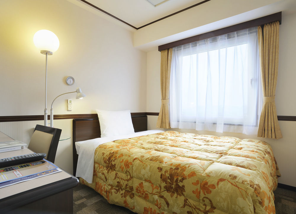 Hotell Toyoko Nihombashi Hamacho Meijiza Mae